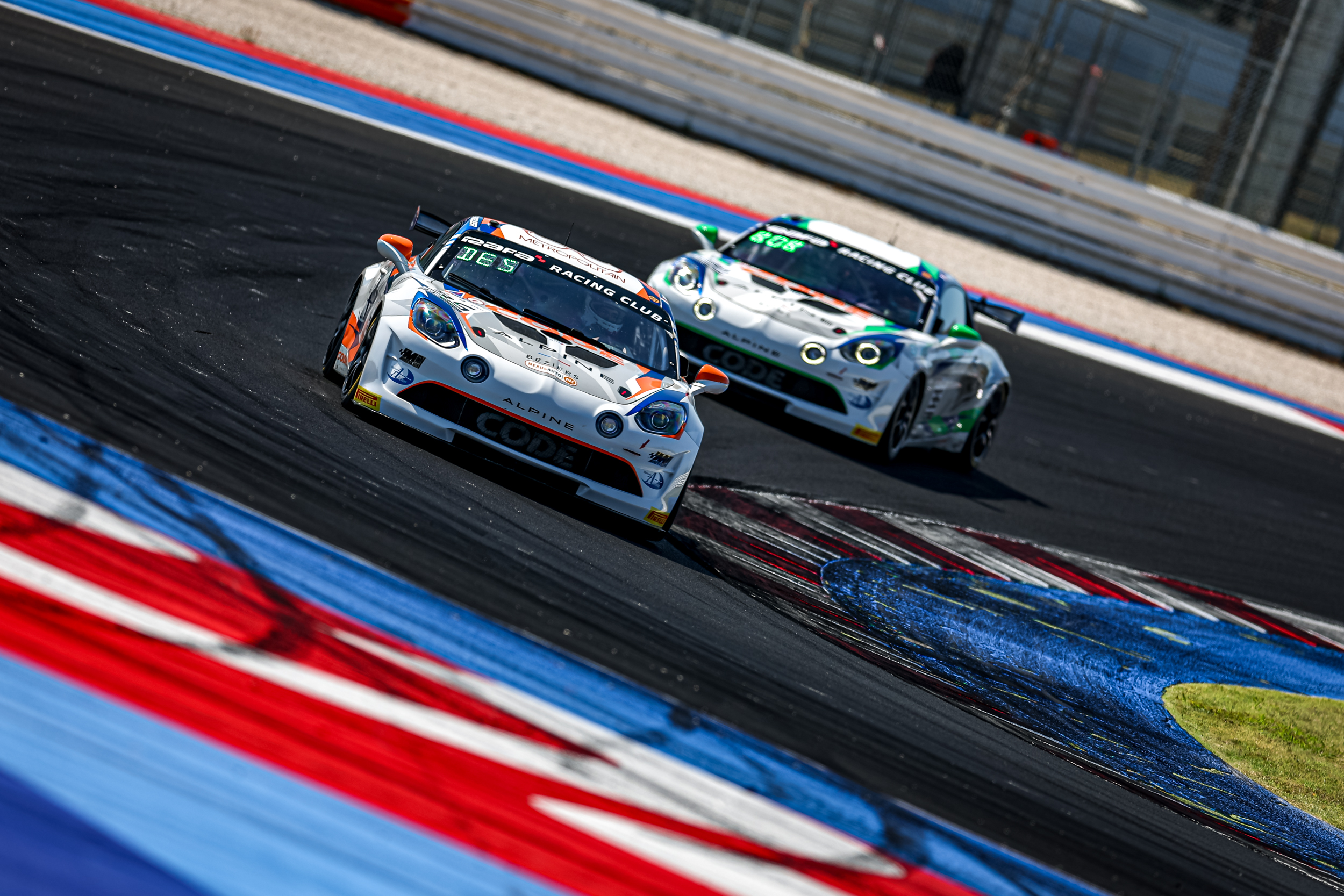 Code Racing Development vise plus haut que la catégorie GT4 - Endurance ...
