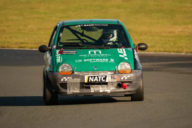 Twingo Racing Pourquoi le projet de la Renault Twingo - Rauh Racing semble dans l ...