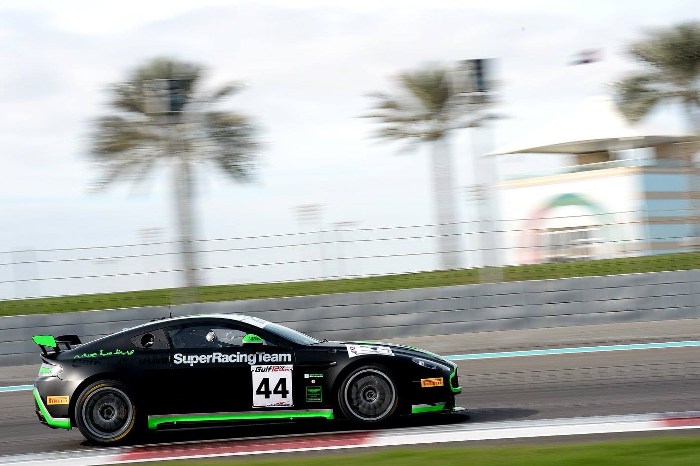 Une Aston Martin Vantage GT4 pour Generation AMR SuperRacing ...