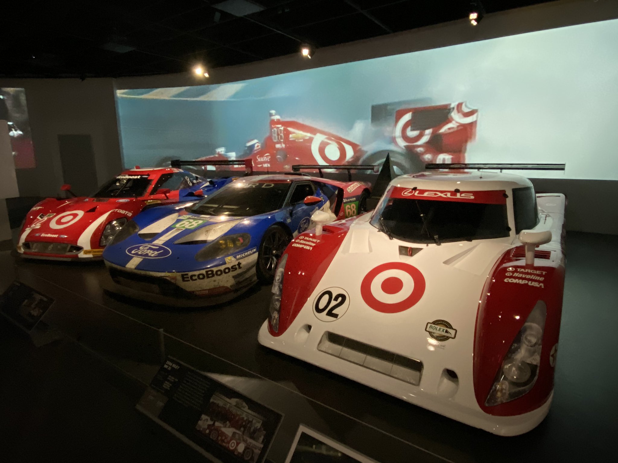 Une exposition consacrée à Chip Ganassi au Musée Petersen (+ vidéo
