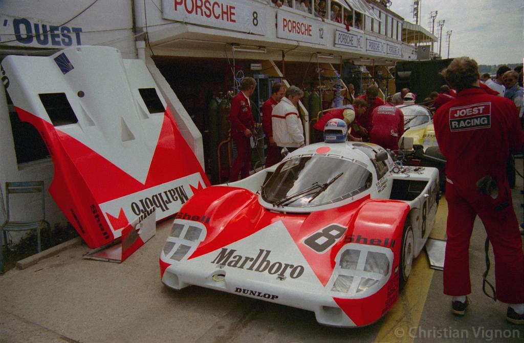 Porsche 956 Marlboro