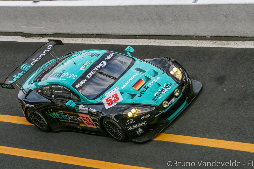 Aston Martin DBR9