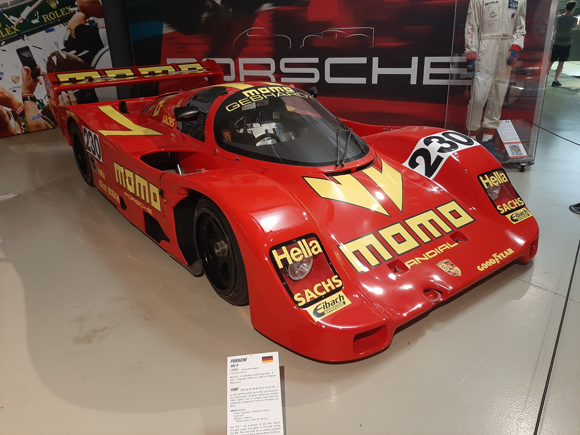 porsche momo