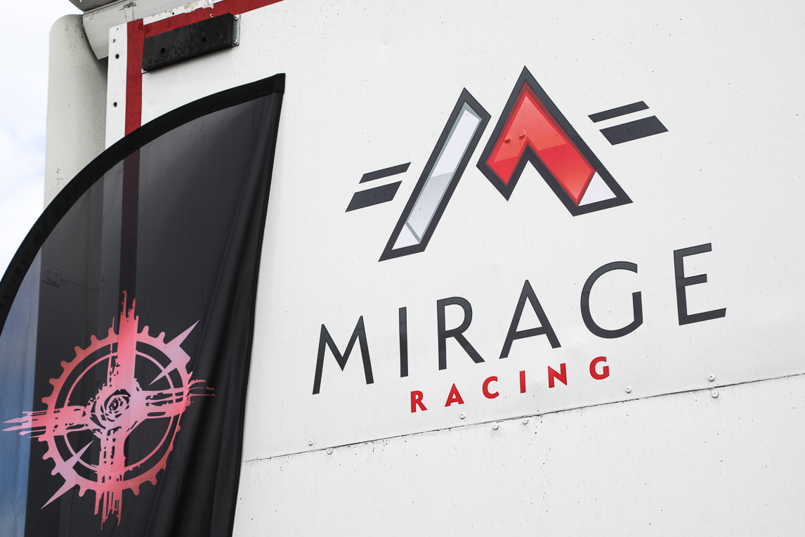 Logo Mirage Racing