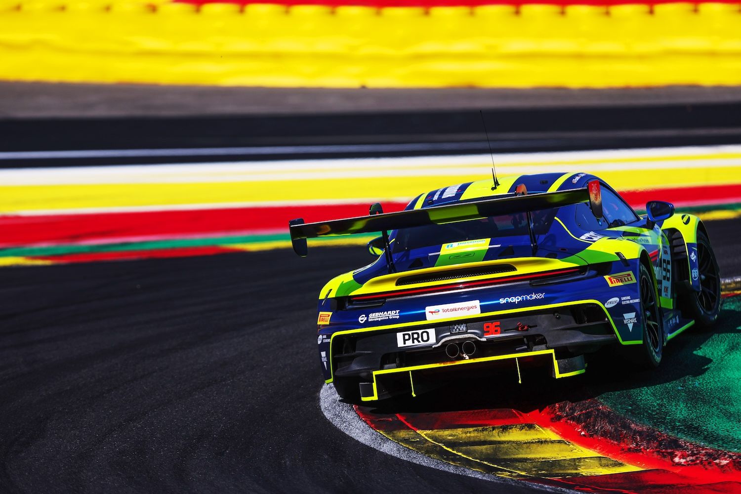 24H de Spa - H+18 : Rutronik Racing devant Grasser Racing Team