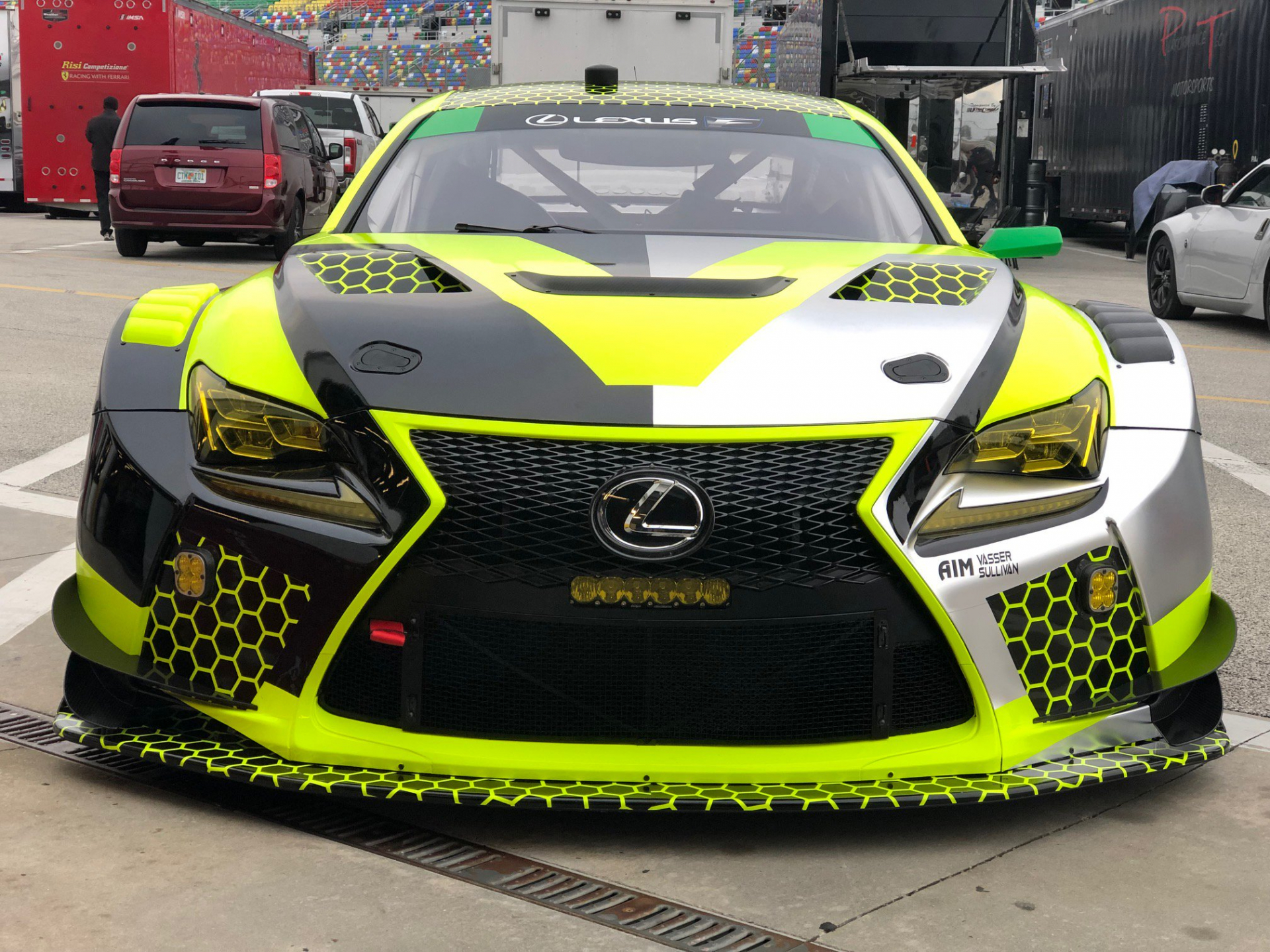 DuF3ECHW0AAELVJ.jpg-large.jpg?